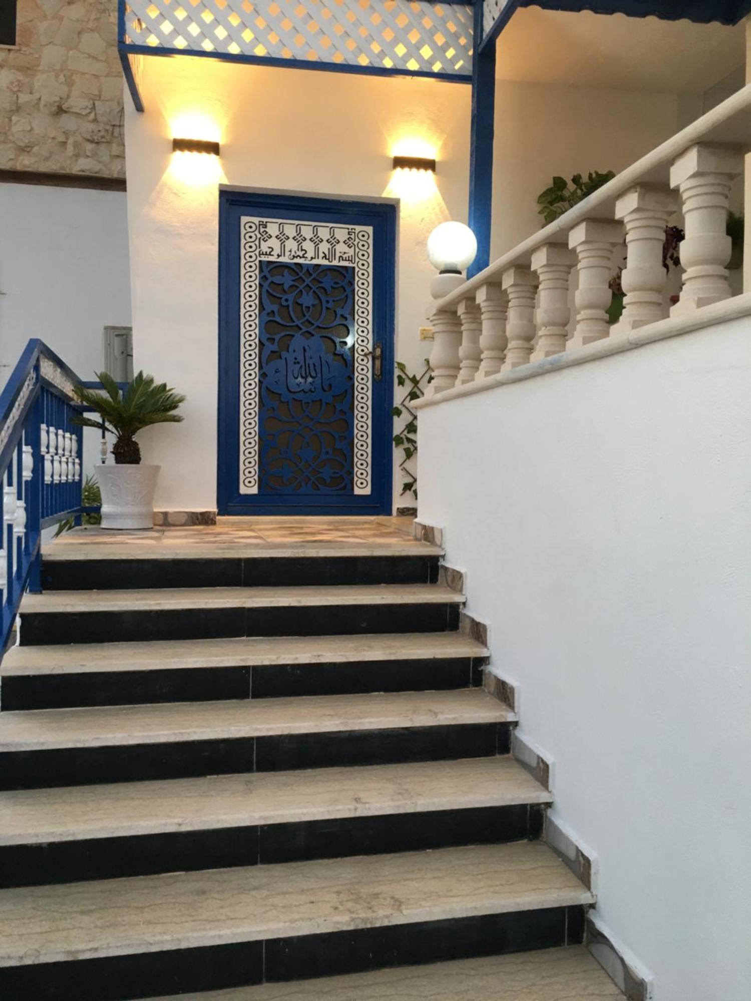 بيت العُمري Umm Qays Extérieur photo