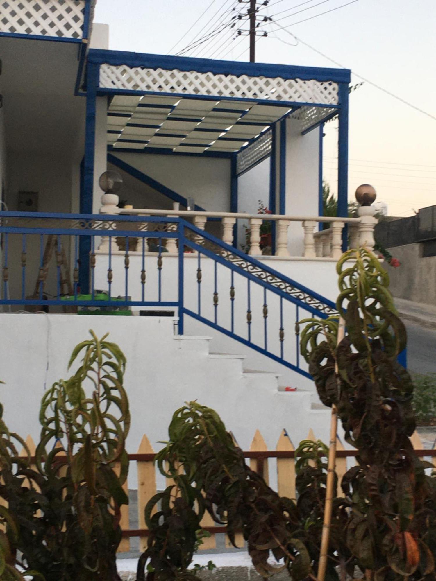 بيت العُمري Umm Qays Extérieur photo